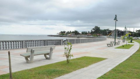 Paseo Maritimo de Bata