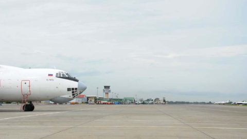 Malabo airport: parking and taxiway