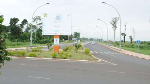 Access road to the VIP lounge and Malabo – Elanguema highway